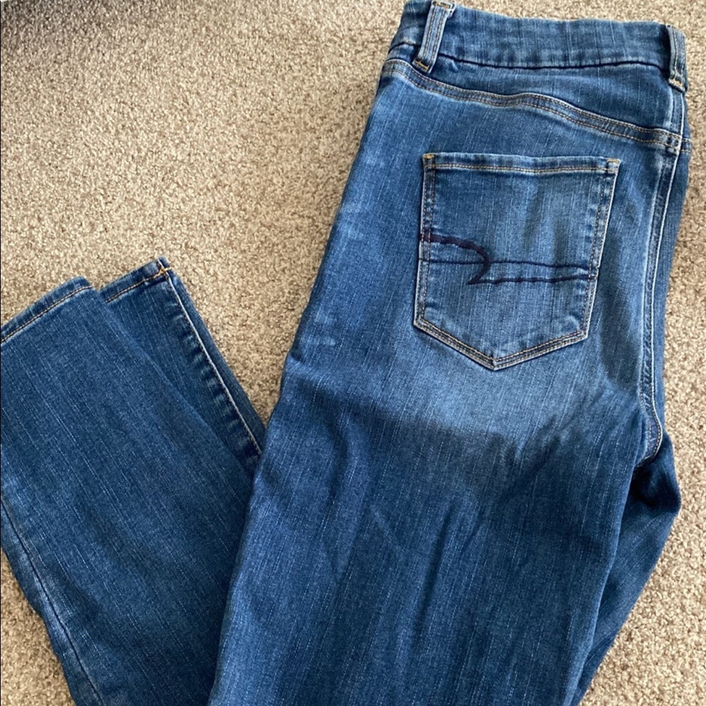 American Eagle Hi-rise Jeans